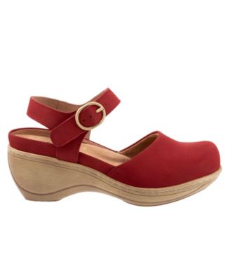 Mabelle Clog