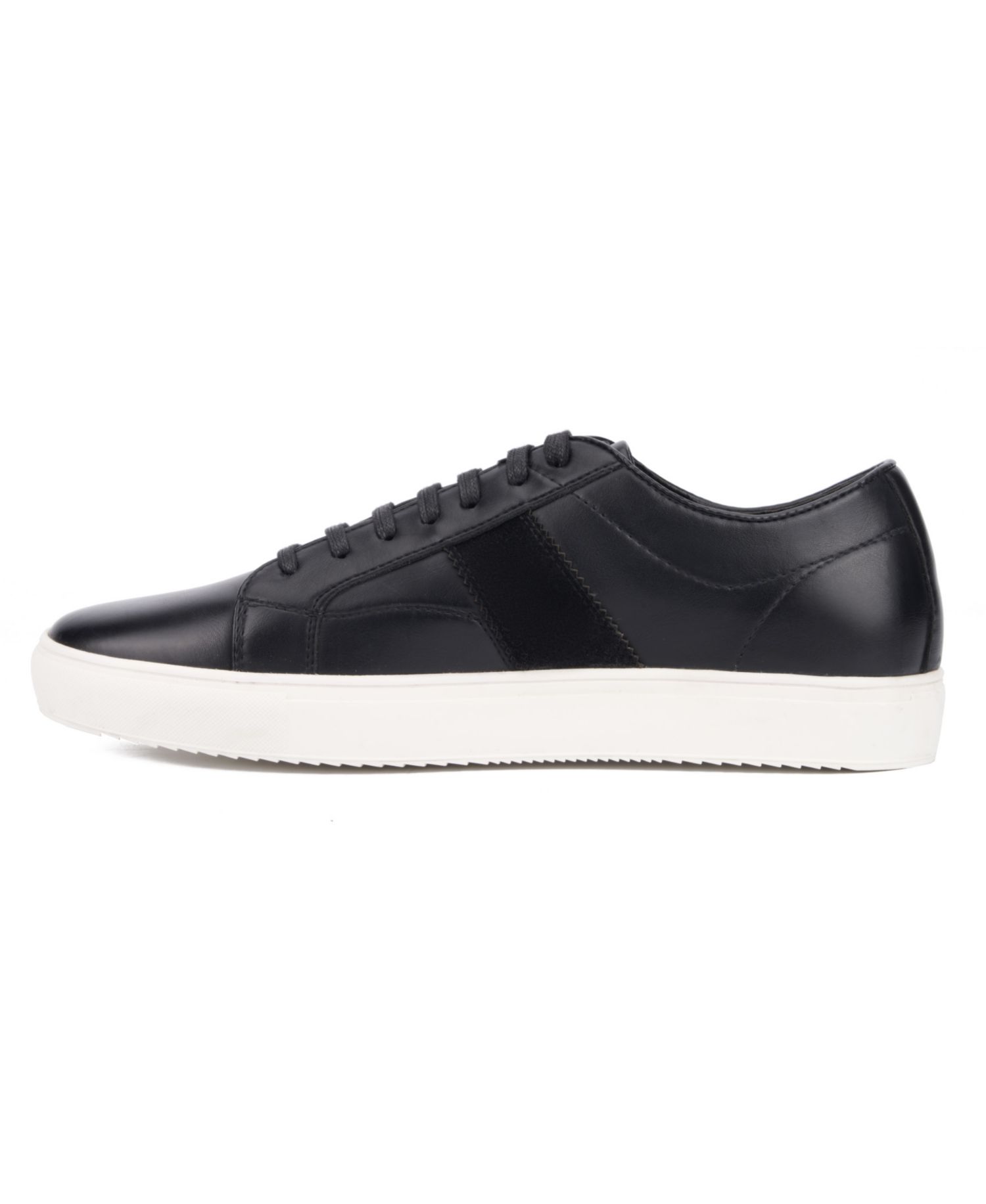 Footwear Men's Conor Low Top Sneakers