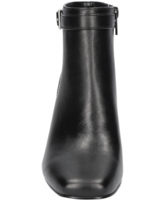 Women's Winnipeg Square Toe Ankle Boots