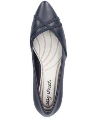 Women's Lotus Block Heel Pumps