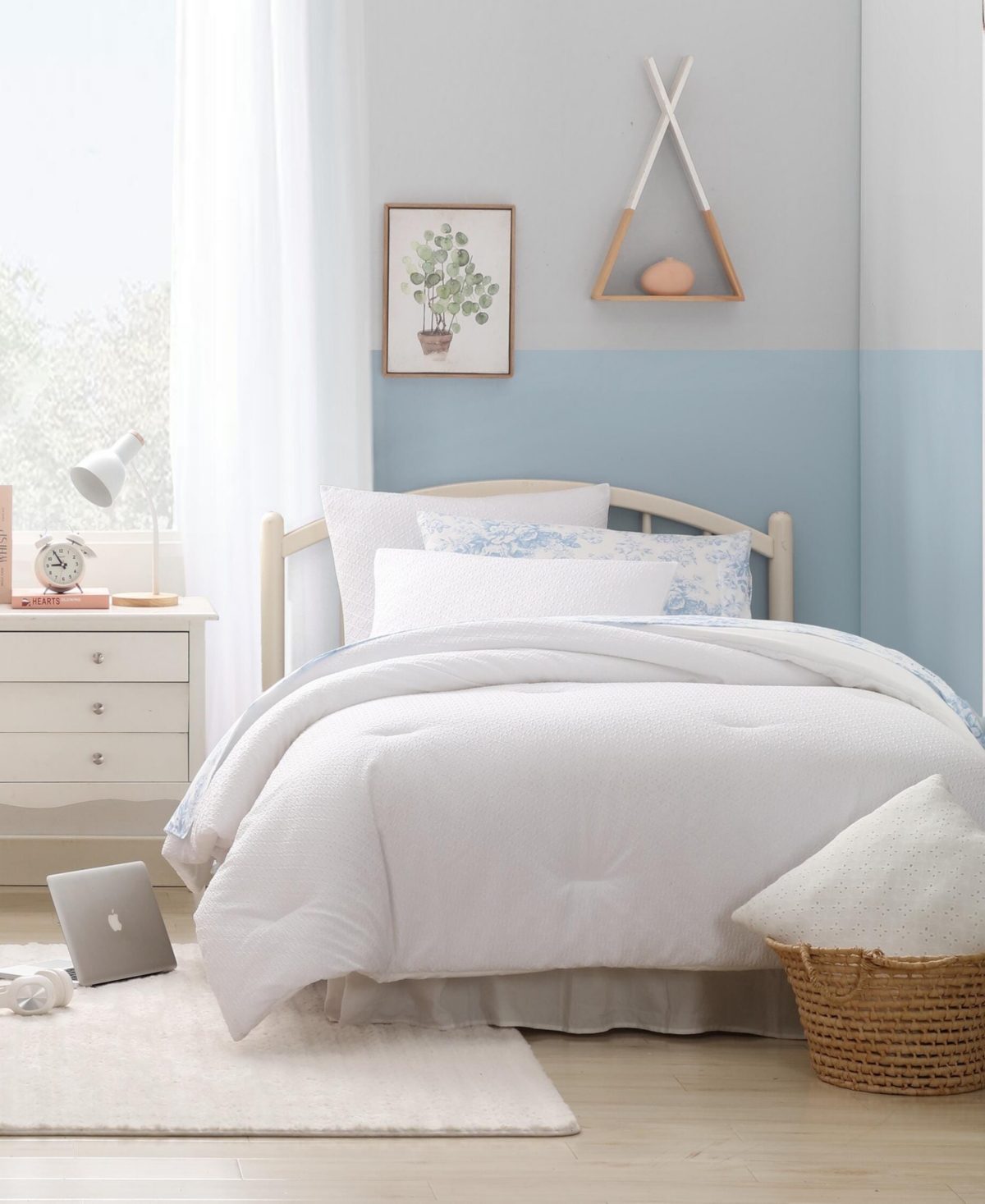 Laura Ashley Margaret 6 Piece Comforter Set, Twin In White