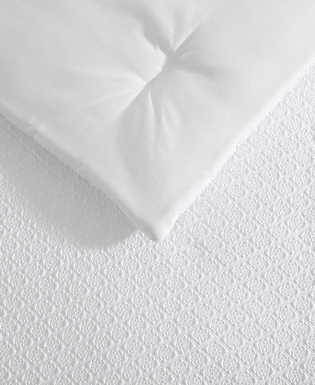 Laura Ashley Margaret 8 Piece Comforter Set, Queen In White