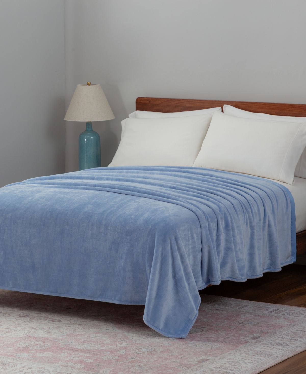 Berkshire Classic Velvety Plush Blanket, Twin, Exclusively At Macy's In Kentucky Blue