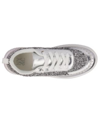 Women's Twyla Low Top Sneakers