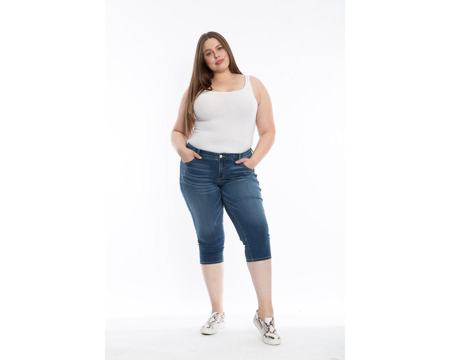 Plus Size Mid Rise Crop Jeans