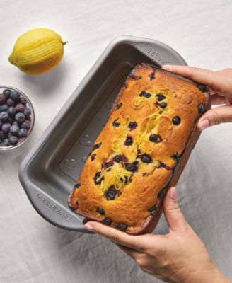 Bake with Mickey Mouse 9 x 5 Inch Loaf Pan