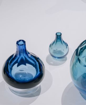 5" Iris Crystal glass Vase