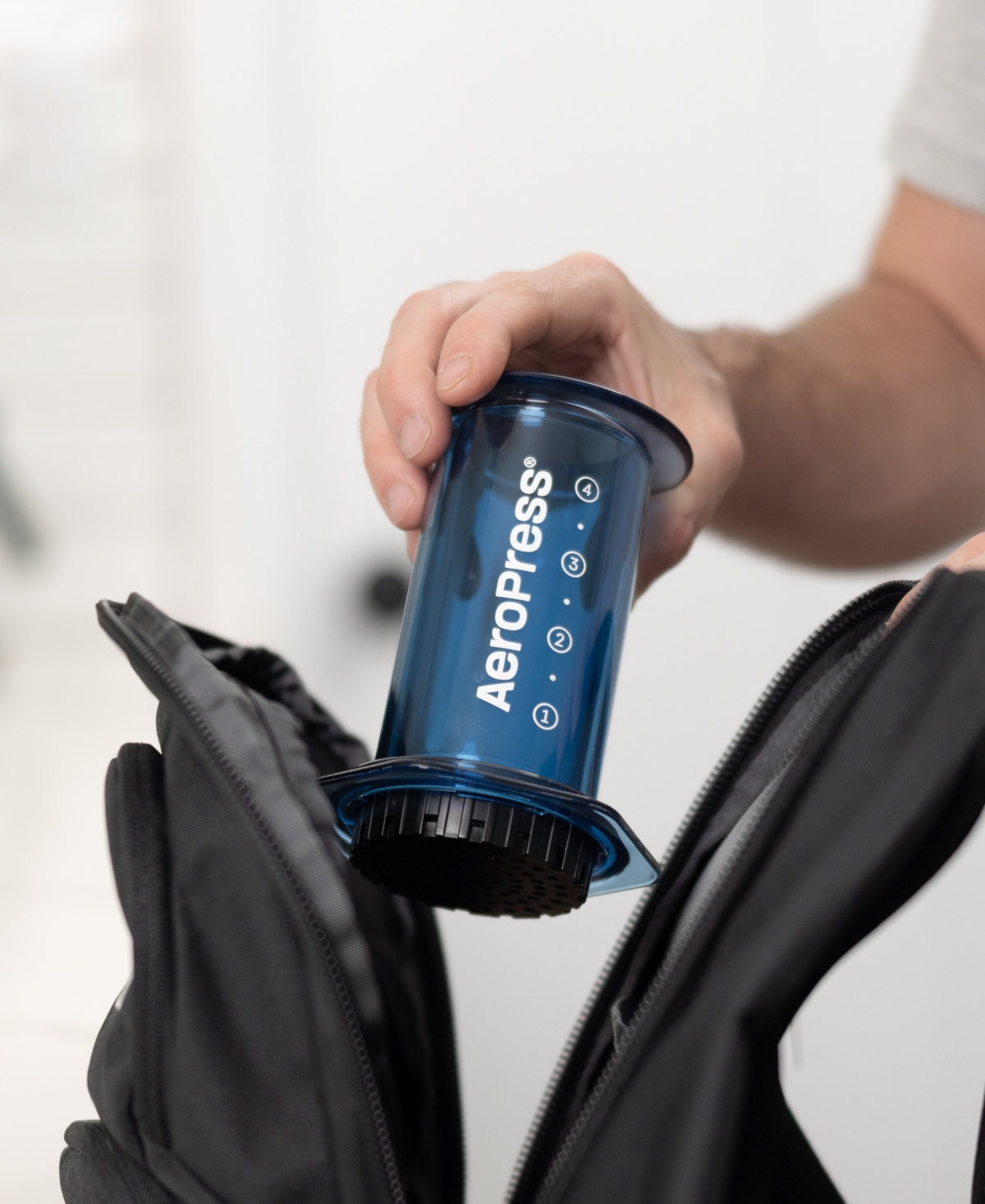 Aeropress 3-in-1 Technology Single-cup Travel Coffee Maker In Blue