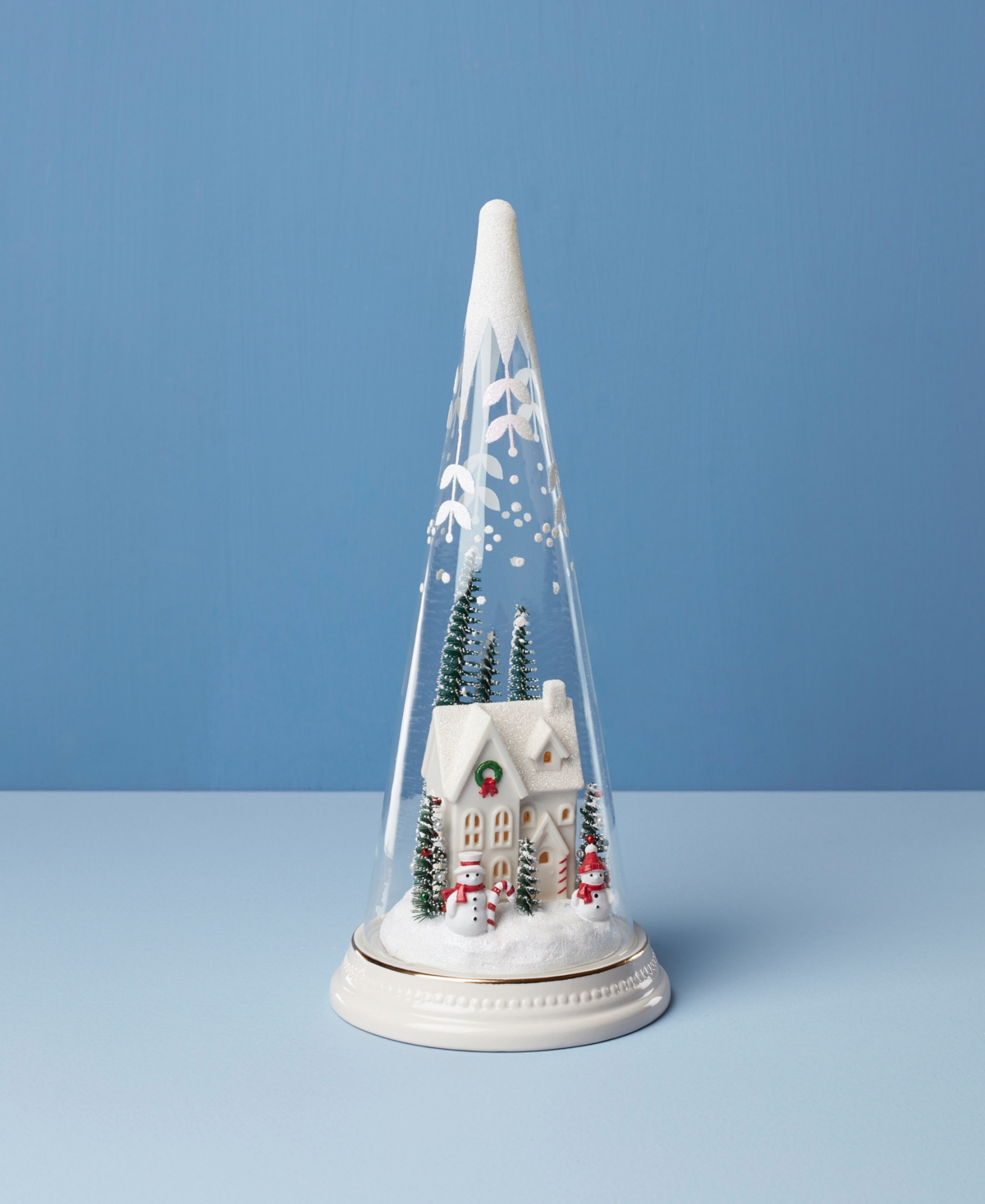 Lenox Merry & Magic Lit Glass Scene Farmhouse