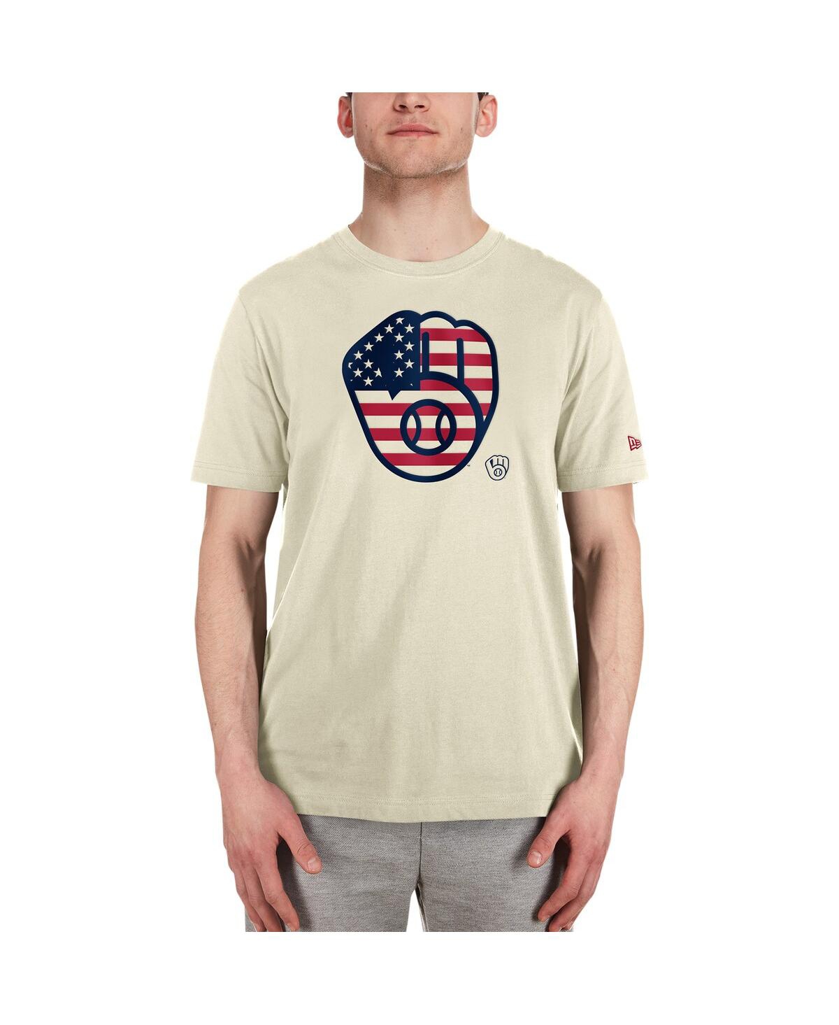 New Era Men'sMilwaukee Brewers 4th of July Flag Fill T-Shirt - Cream