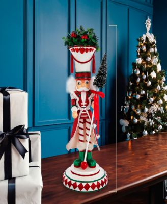 17-Inch Hollywood Hearts Soldier Nutcracker