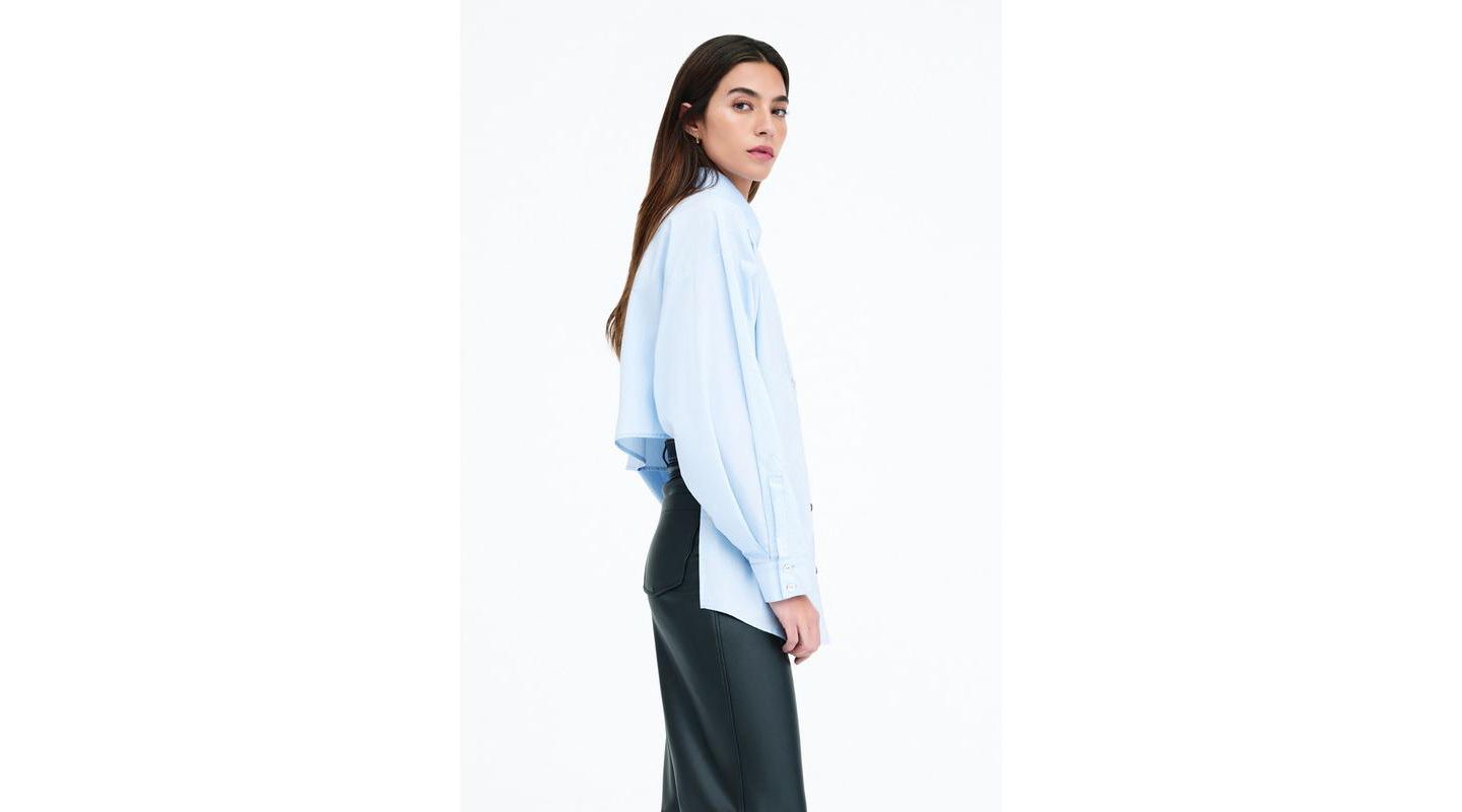 Женская рубашка Marcella Ezra Cropped-Back Cotton Poplin Button-Up with Dolman Sleeves, цвет: Светлый синий — фото 5