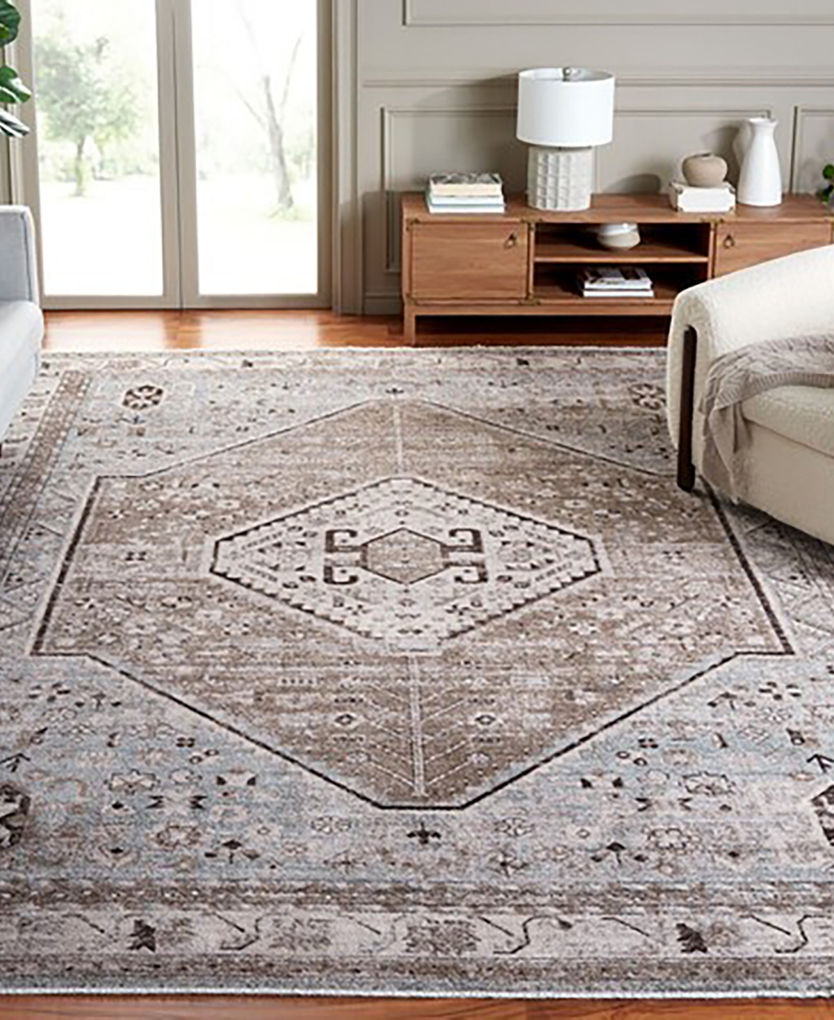 Safavieh Antique Patina ANP646M 8'x9'6