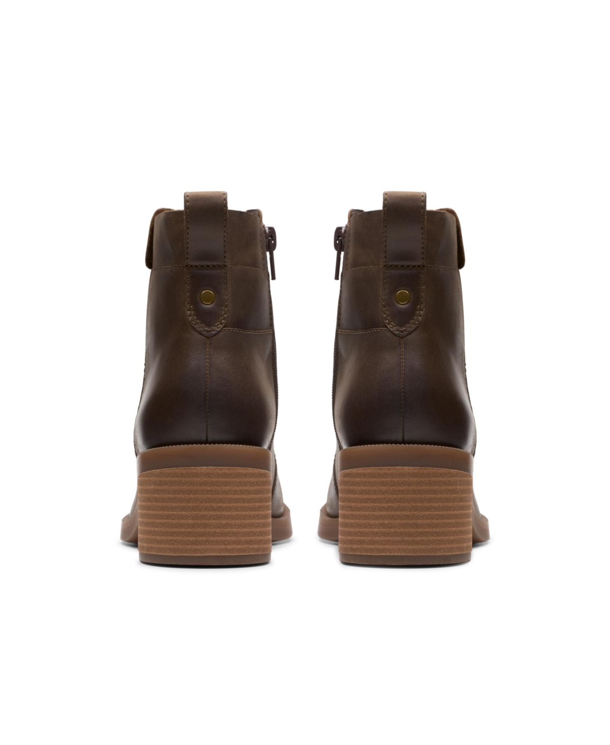 Clarks Lileigh Charm In Mushroom Leather