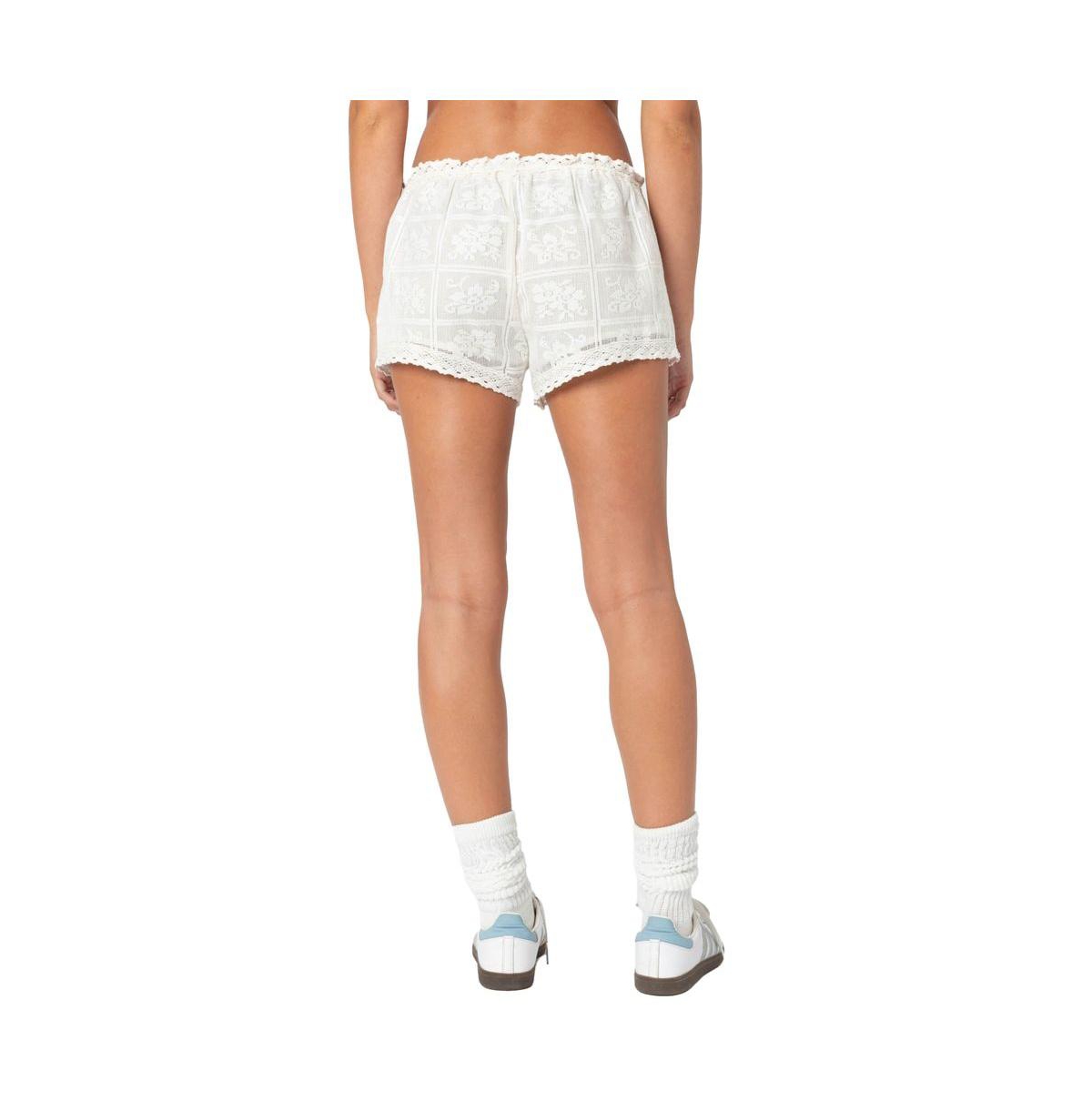 Edikted Women's Needlepoint Lacey Shorts