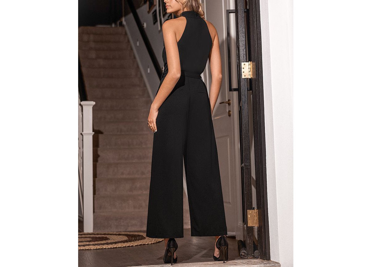 Cupshe Women'sCrossover Halterneck Jumpsuit - Black