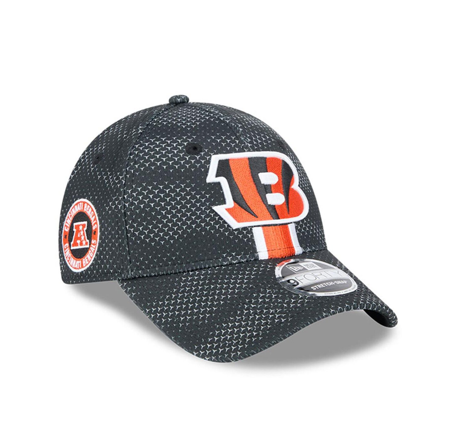 Men's Black Cincinnati Bengals 2024 Sideline 9FORTY Stretch-Snap Hat