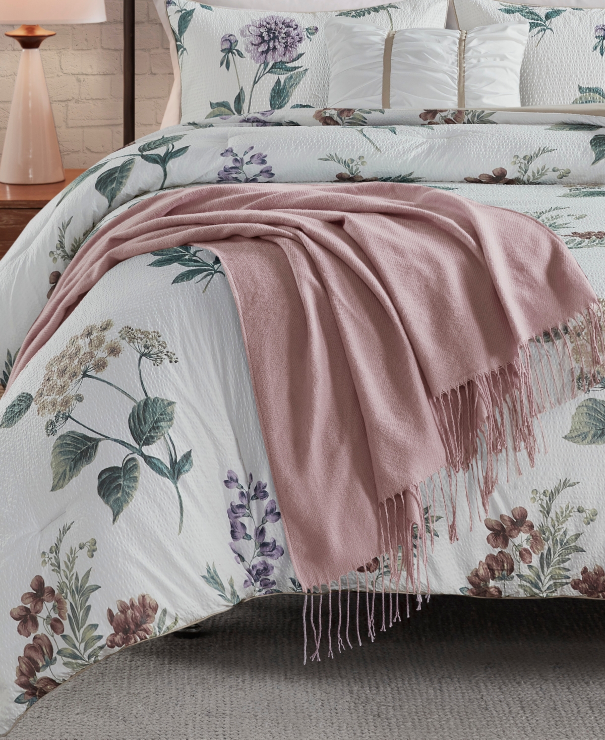 Madison Park Zennia Seersucker 7-pc. Comforter Set, King/california King