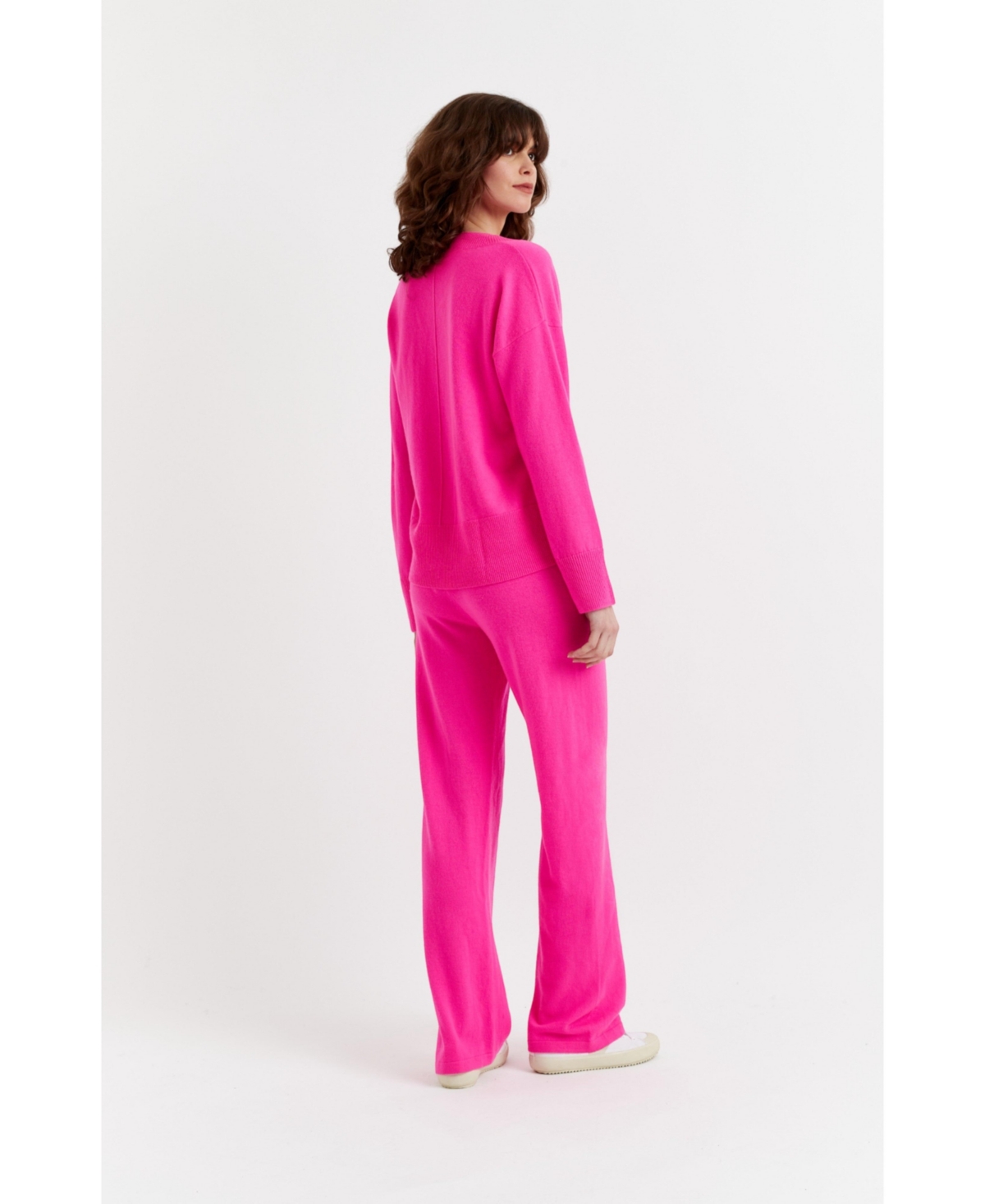 Chinti and Parker Women's Chinti & Parker V Neck Wool Cashmere Slouchy Lightweight Sweater