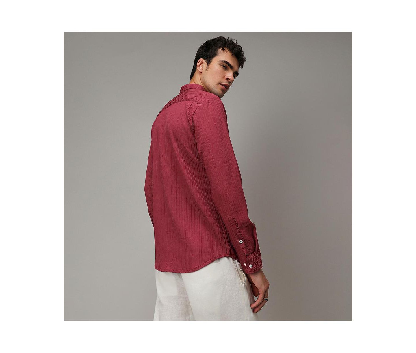 Мужская рубашка Cahoot Campus Sutra Blush Red Self-Design Striped, цвет: Красный — фото 4