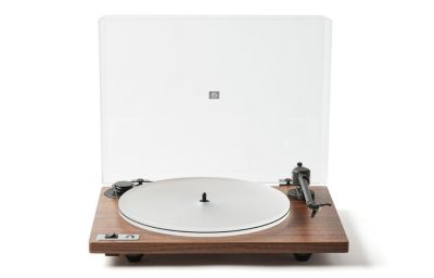 Orbit 2 Plus Turntable with Built-in Preamp and Ortofon OM 5E Cartridge