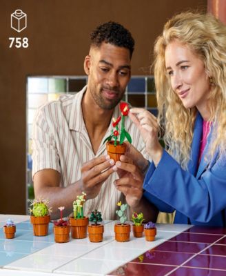 Icons Tiny Plants and Flowers Build and Display Set 10329, 758 Pieces