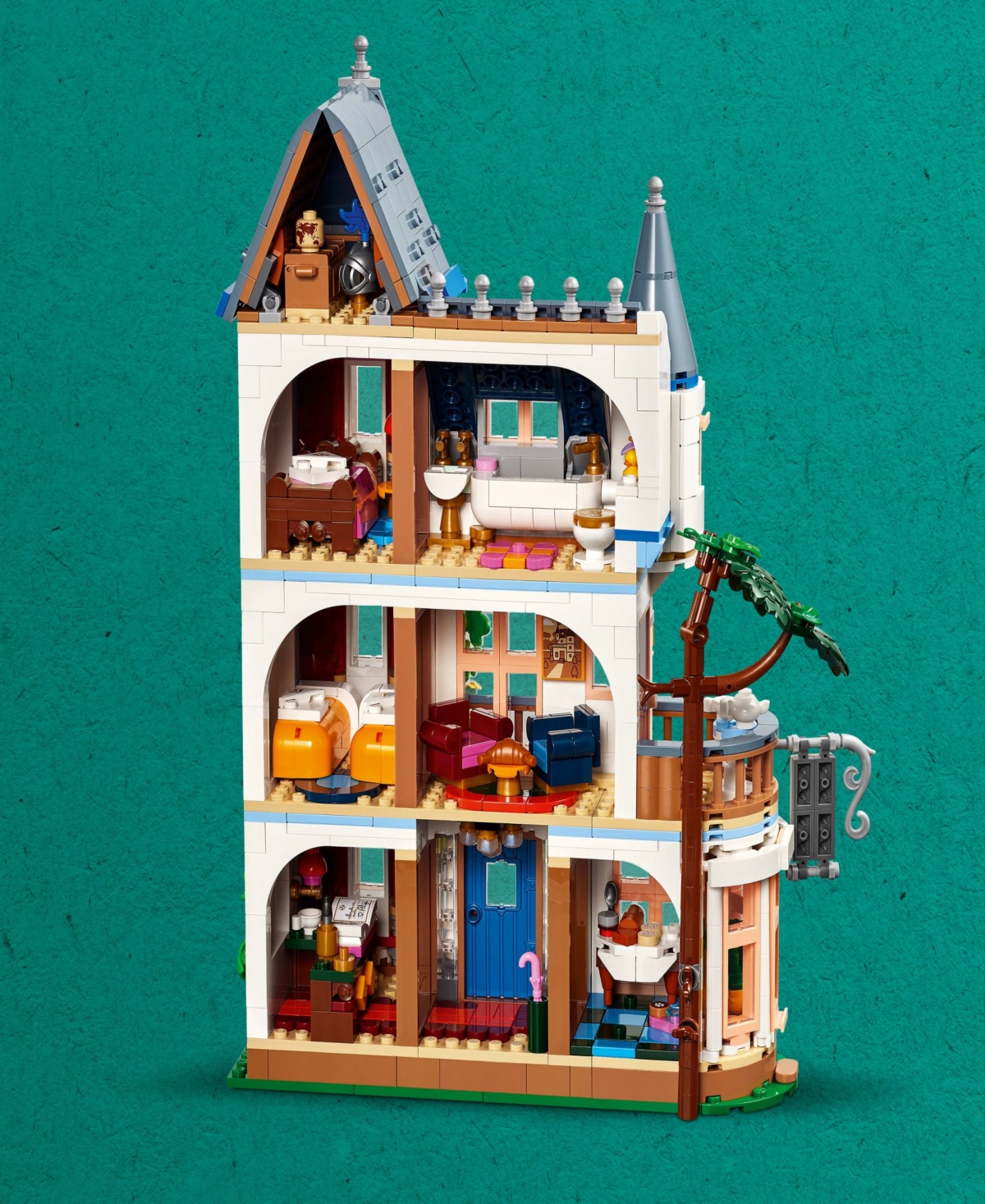 LEGO FRIENDS CASTLE BED AND BREAKFAST HOTEL PLAYSET WITH MINI DOLLS BUILDING SET 42638, 1311 PIECES 