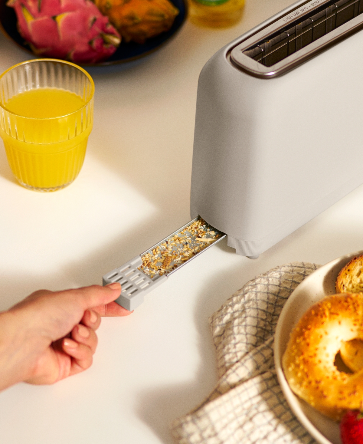 Bella 2 Slice Slim Long-slot Toaster In Oatmilk