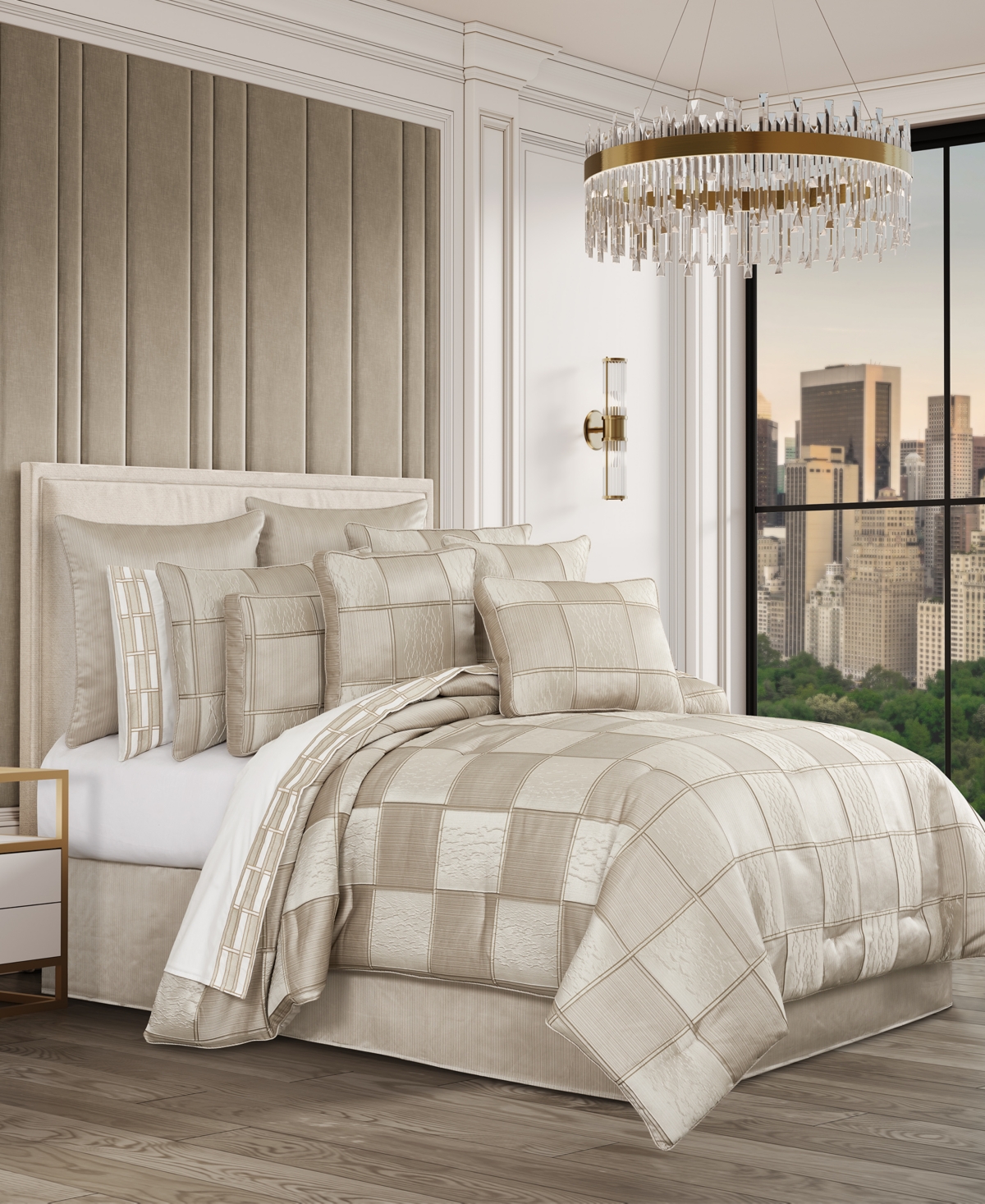 J Queen New York Brando 4-pc. Comforter Set, Queen In Flax