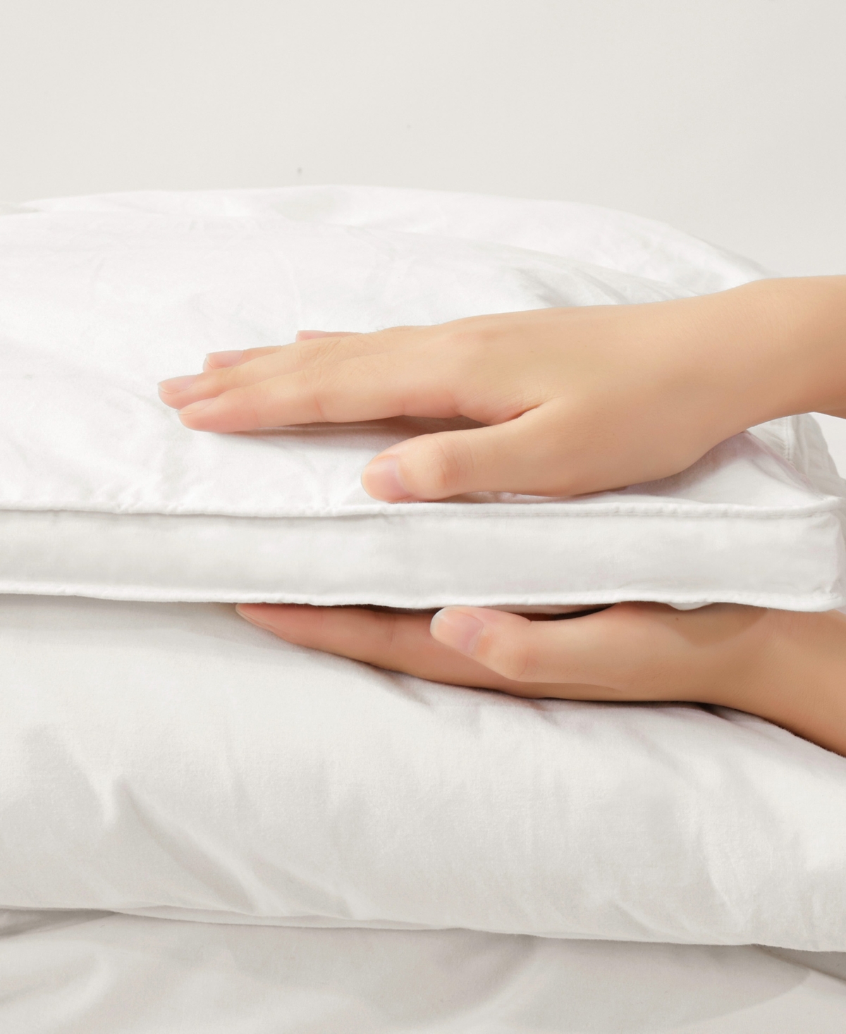 Unikome Heavyweight White Goose Feather and Down Comforter