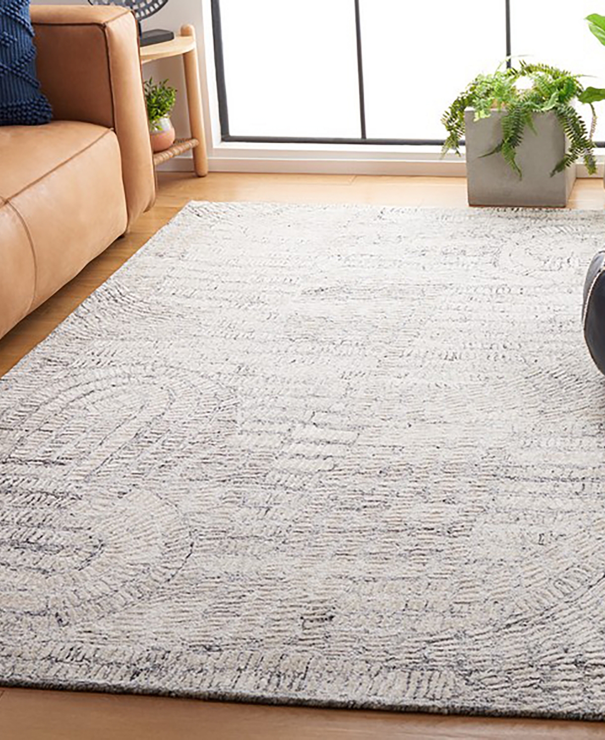 Safavieh Glamour Ii GLM606F 6'x9' Area Rug -Ivory