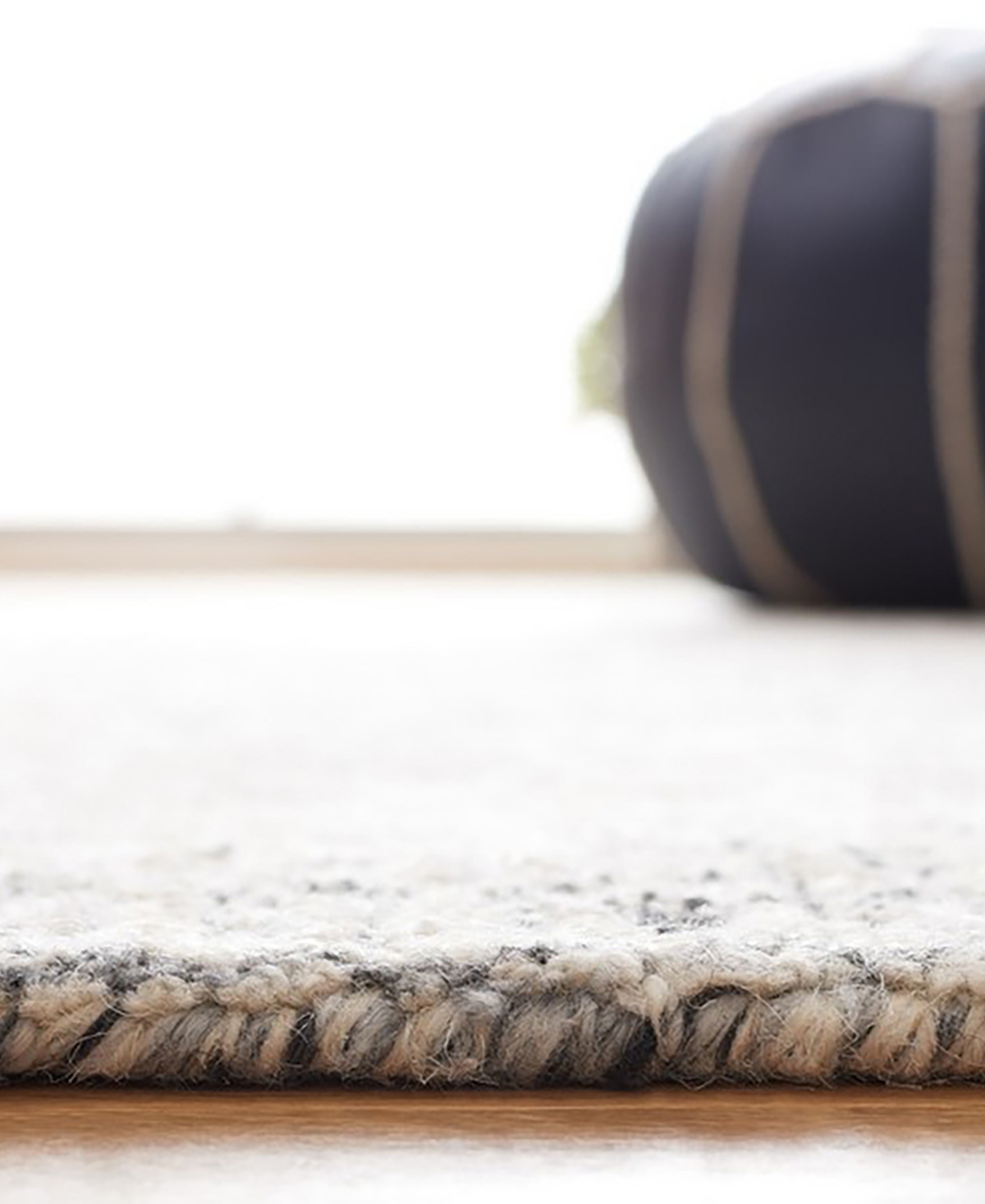Safavieh Glamour Ii GLM606F 6'x9' Area Rug -Ivory