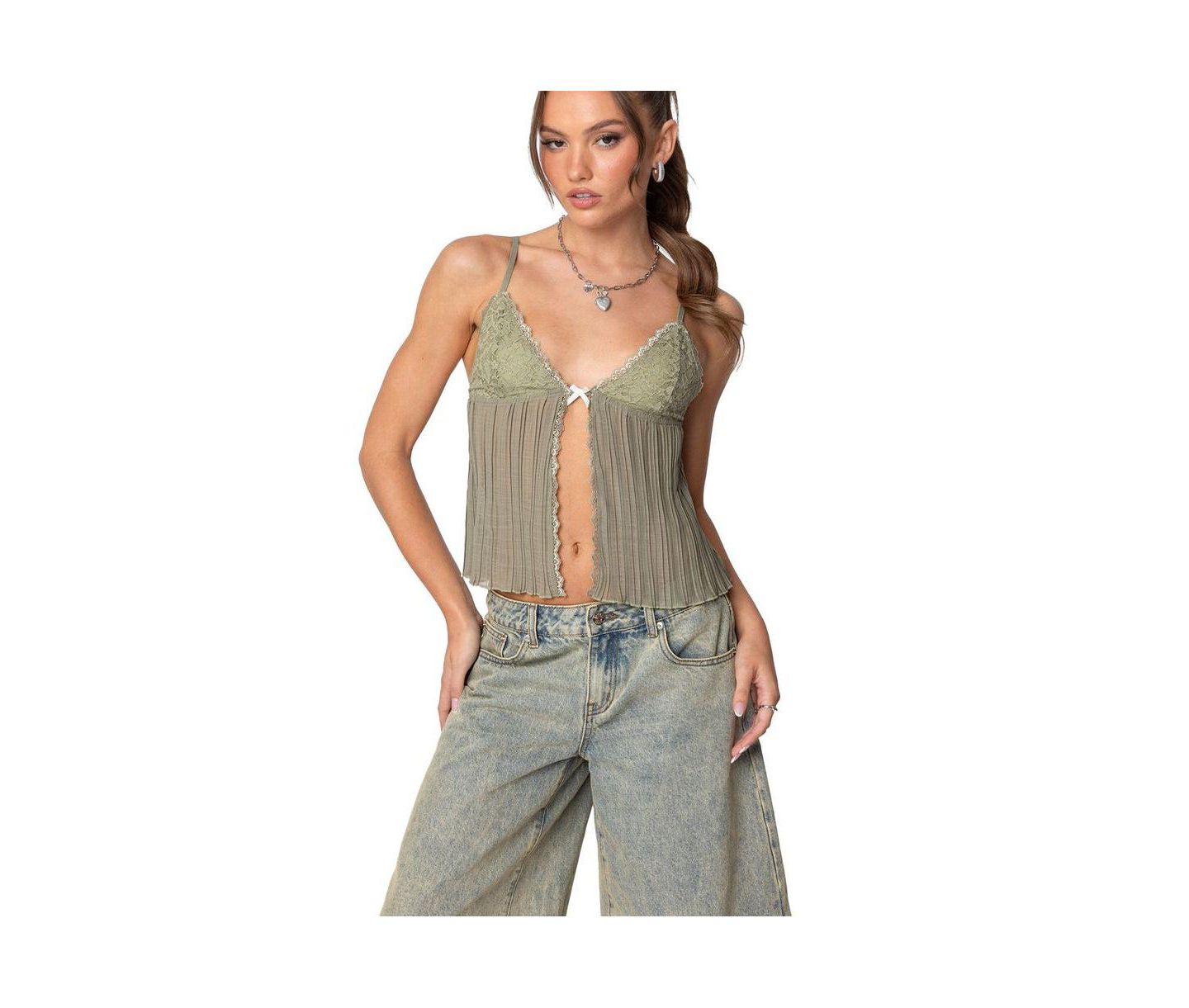 Женский топ Edikted Pleated Lacey Split Front, цвет: Оливковый — фото 1