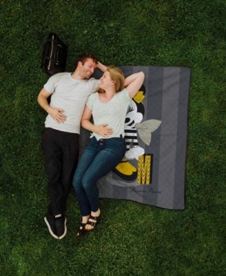 Disney Minnie Mouse Impresa Picnic Blanket, 60" x 50"