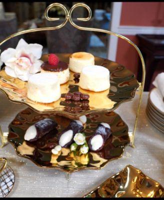 Gold Coast 2 Tier Rack with 11" Plates