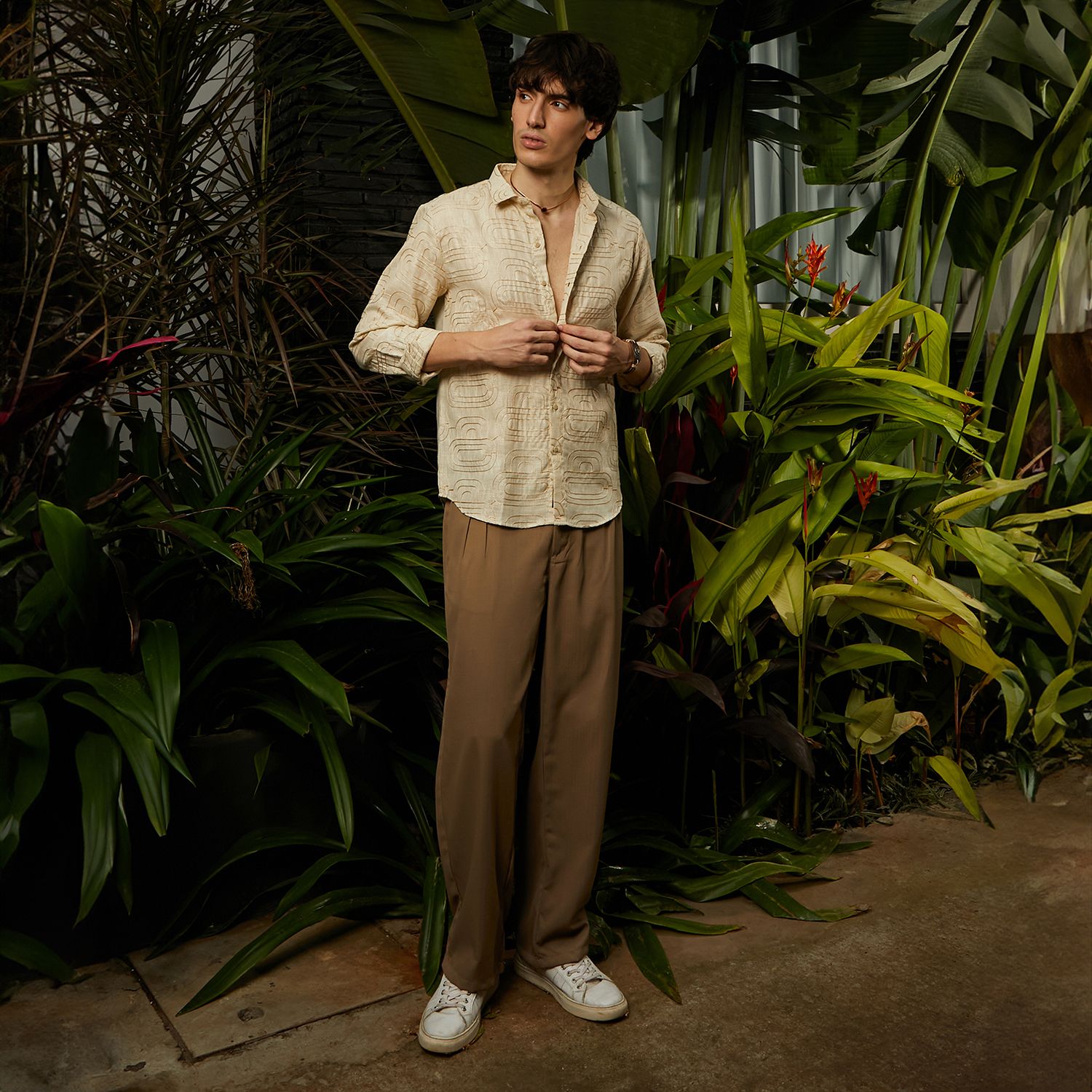 Men's Khaki Beige Curve-Lined Shirt