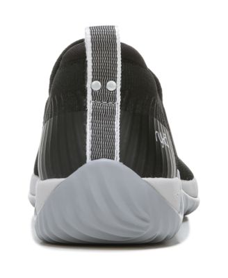 Women's Echo Knit Slip On Sneakers