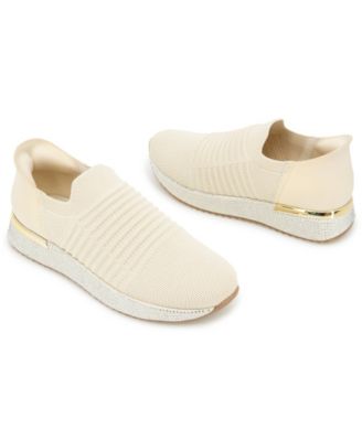 Women's Cameron EZ On Knit Almond Toe Sneakers