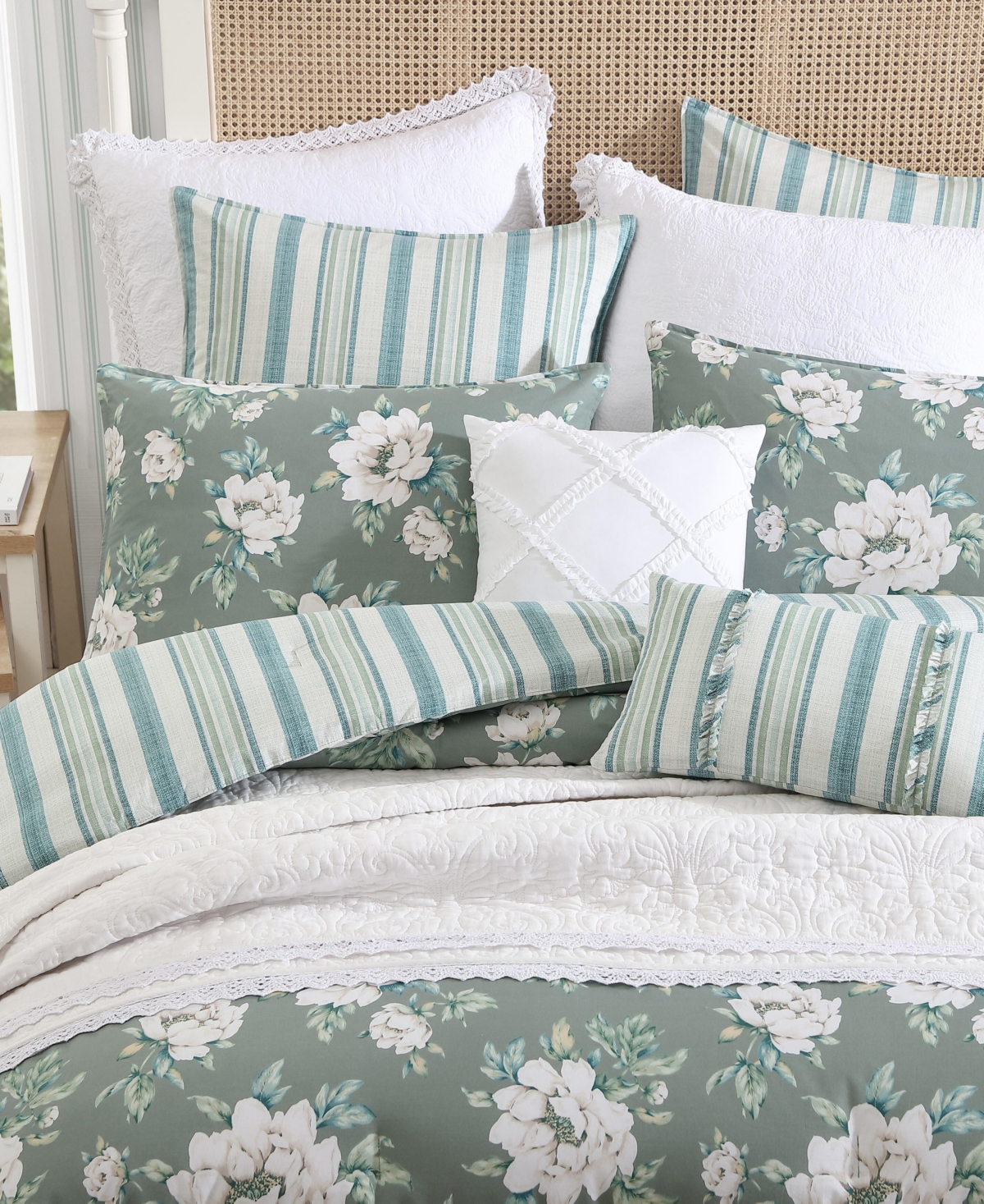 Laura Ashley Wisley Floral Reversible -Pc. Comforter Set