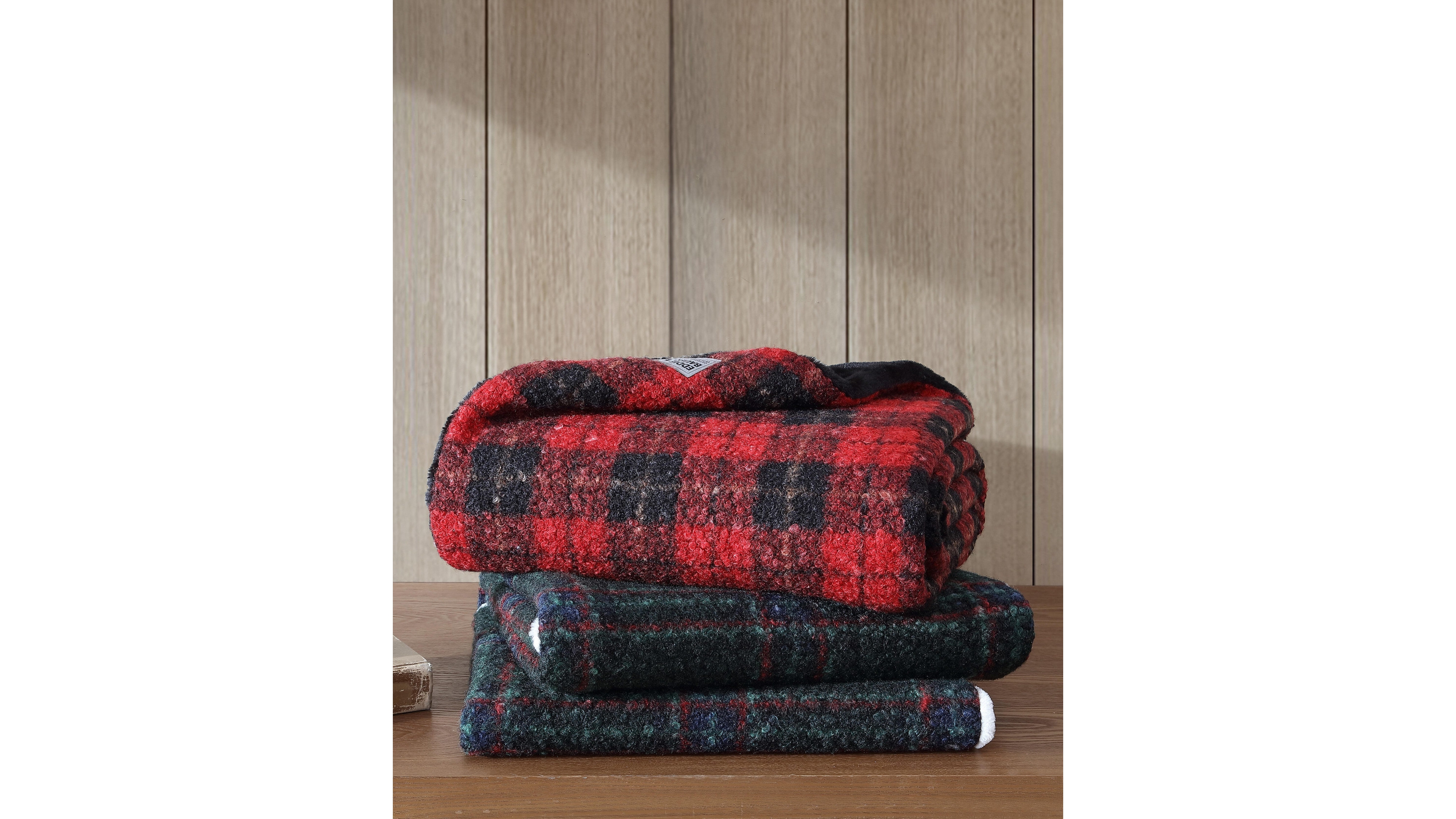 Eddie Bauer Capitol Hill Plaid Boucle Throw, 70" X 50"