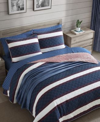 Wesley Reversible 3 Piece Quilt Set, King