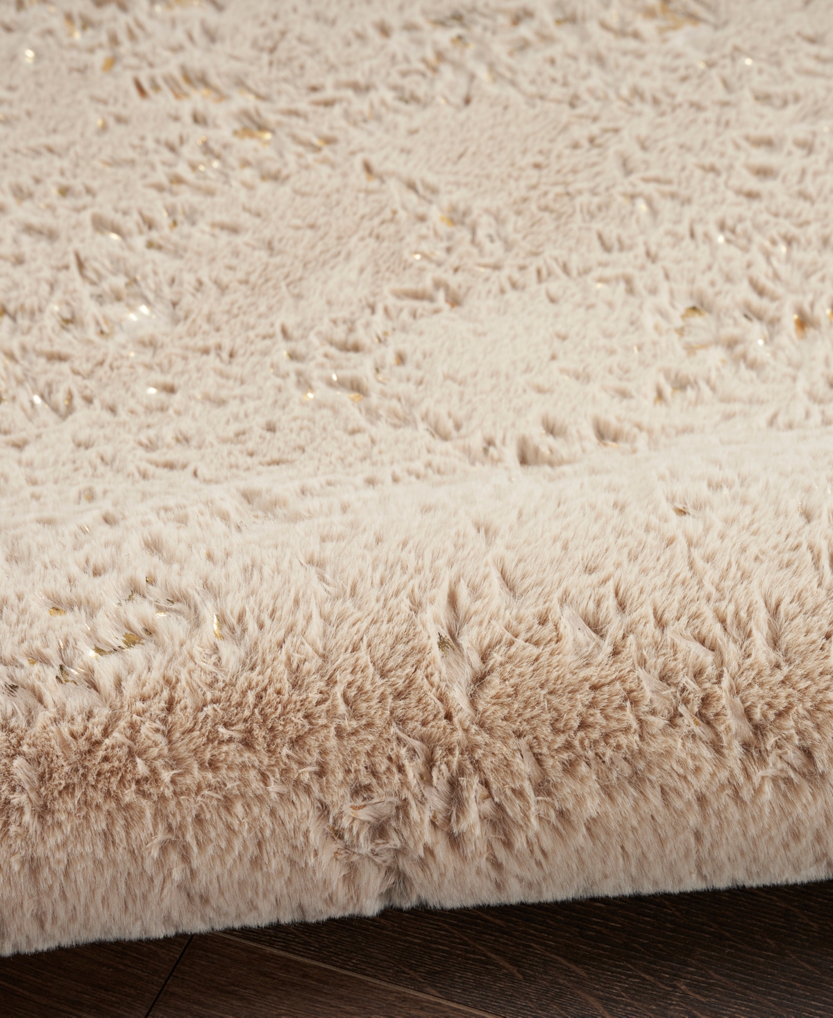 Nourison Home Cozy Shimmer Csh01 7'9x9'9 Area Rug In Beige,gold