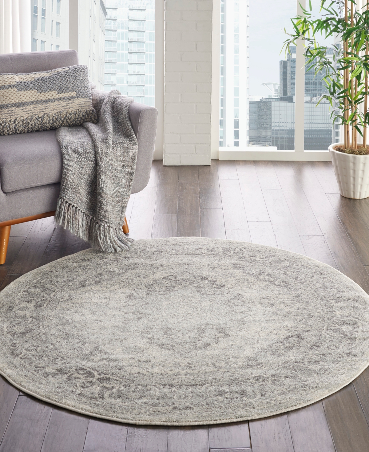 Nourison Home Tranquil Tra05 7'10"x7'10" Round Area Rug In Ivory,gray