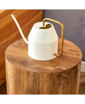 The cylindrical table with its patterned design can be easily integrated into a variety of interior styles, from coffee tables to small dining tables, workbenches or makeshift writing desks.