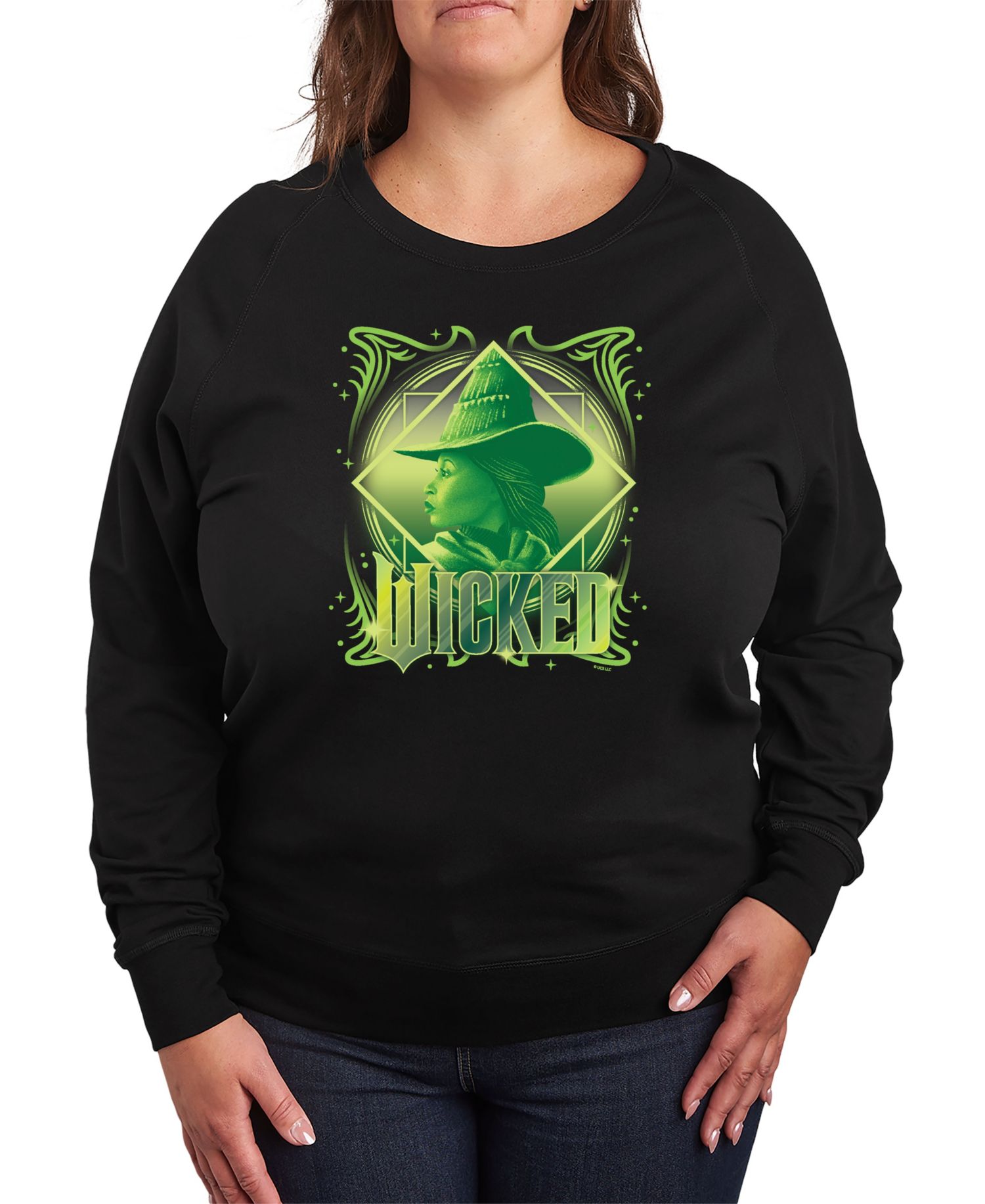Plus Size Wicked Elphaba Graphic Pullover T-Shirt