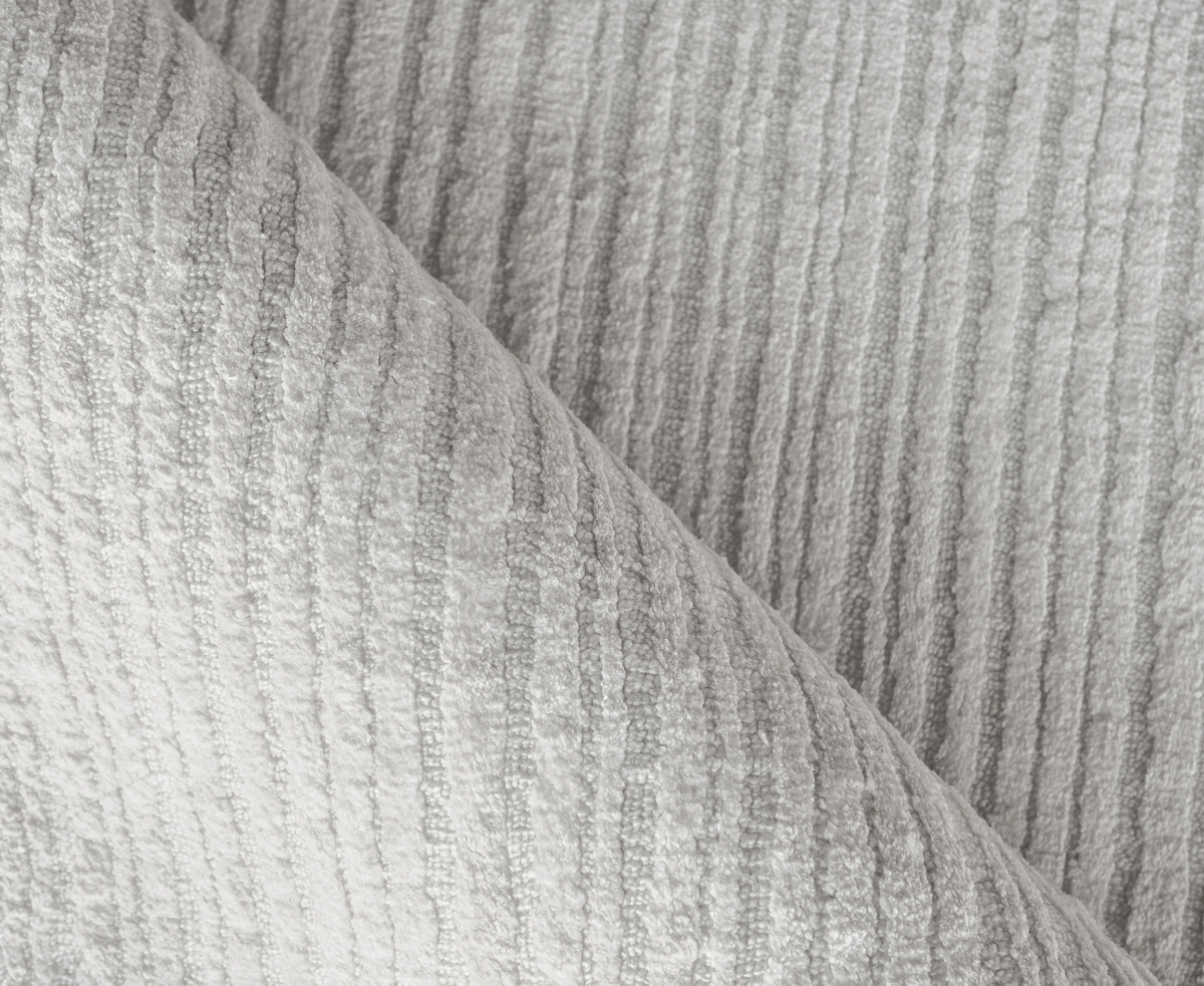 Exquisite Rugs Rossini 4697 Area Rug, 4' X 6' In Ivory