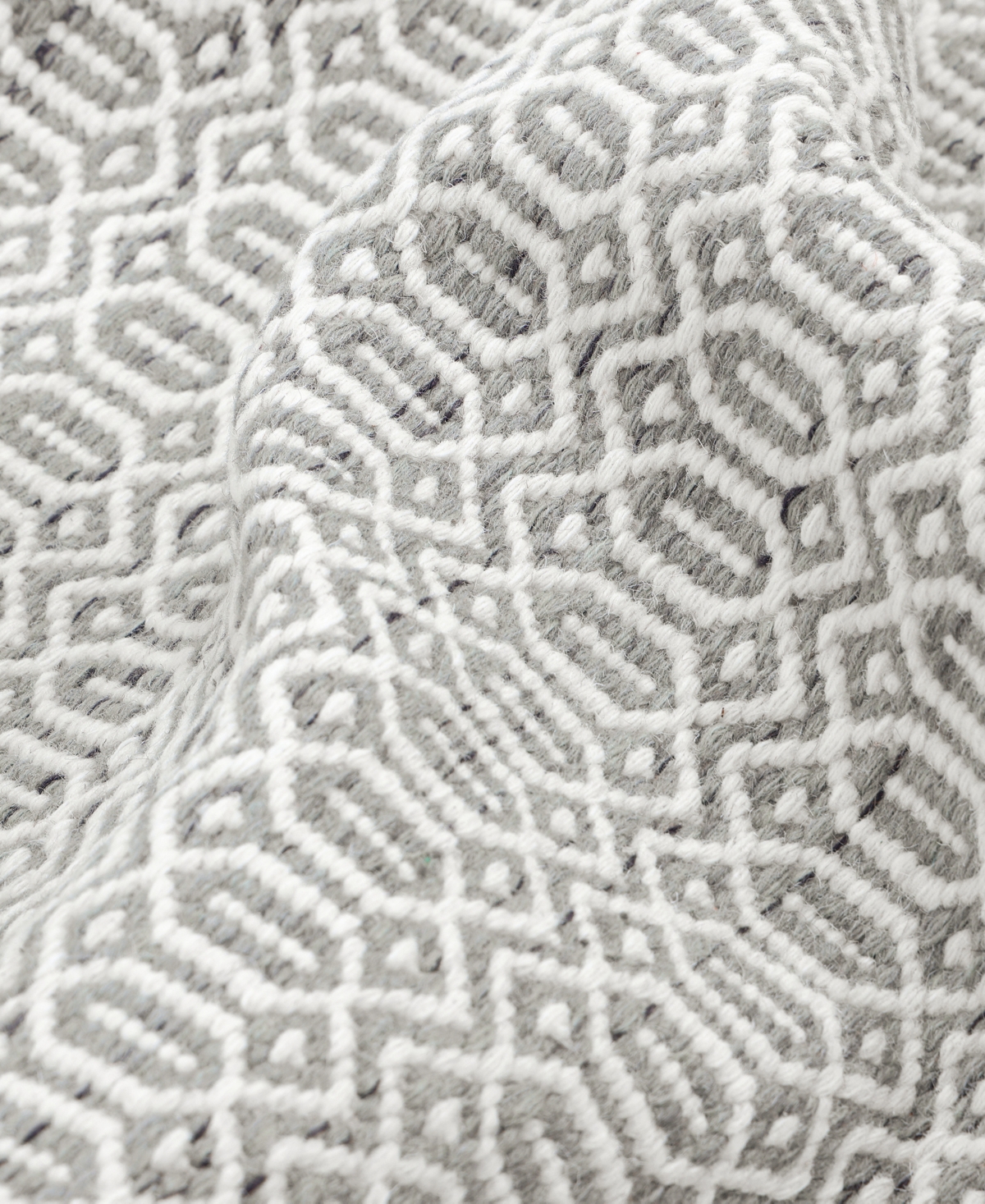 Timeless Rug Designs Chatham S8018 3'x5' Area Rug In Slate