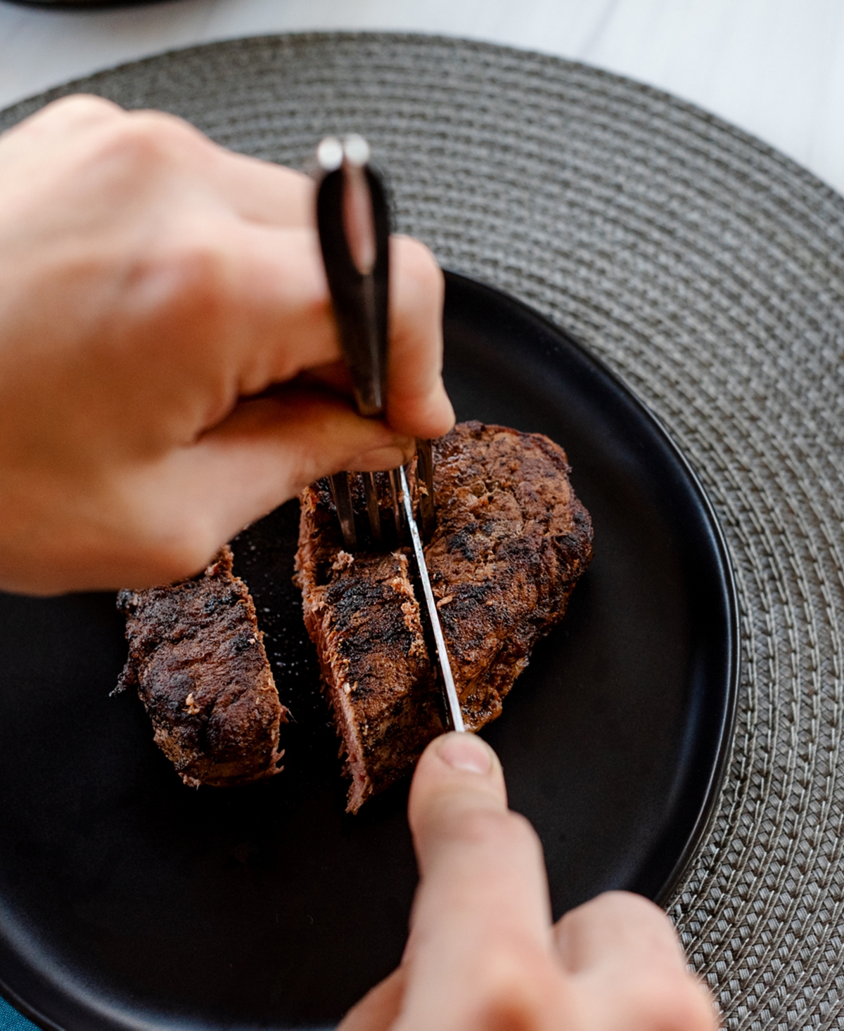 Dura Living 8-piece Steak Knife Set In Black