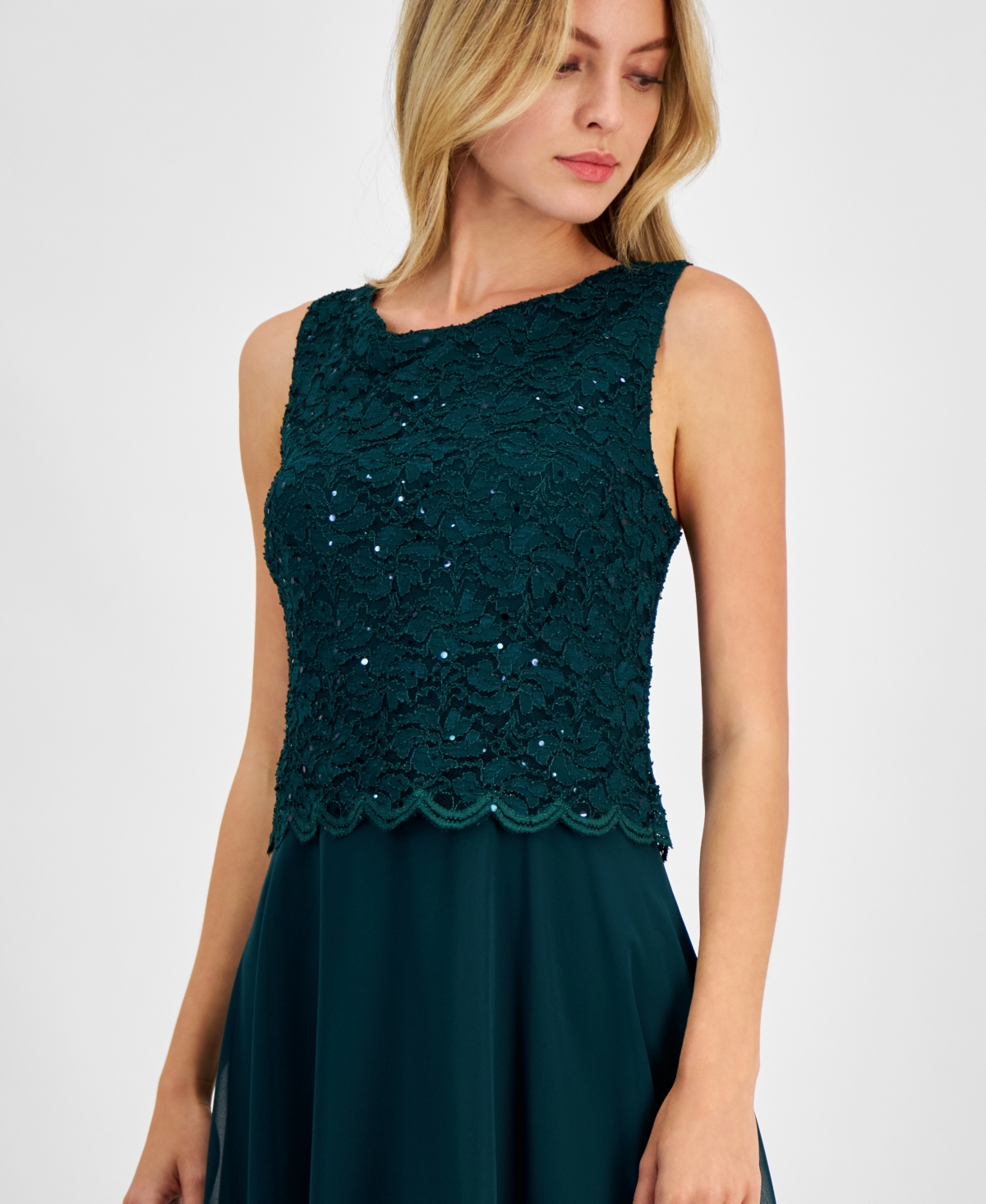 Connected Women's Sequined Scalloped-Lace Dress