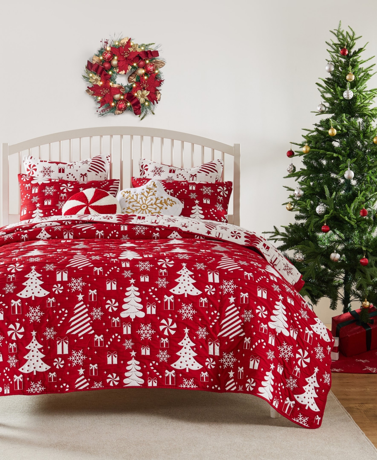 Greenland Home Fashions Greenland Home Peppermint Party Holiday 3-pc. Coverlet Set, Full/queen In Red